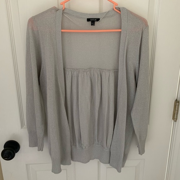 Apt. 9 Sweaters - 🔴Apt. 9 cardigan🔴